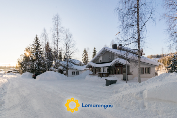 Hallantytär b4 paritalo – Hyrynsalmi – Kainuu